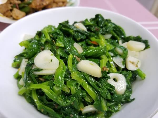 清炒豆苖
